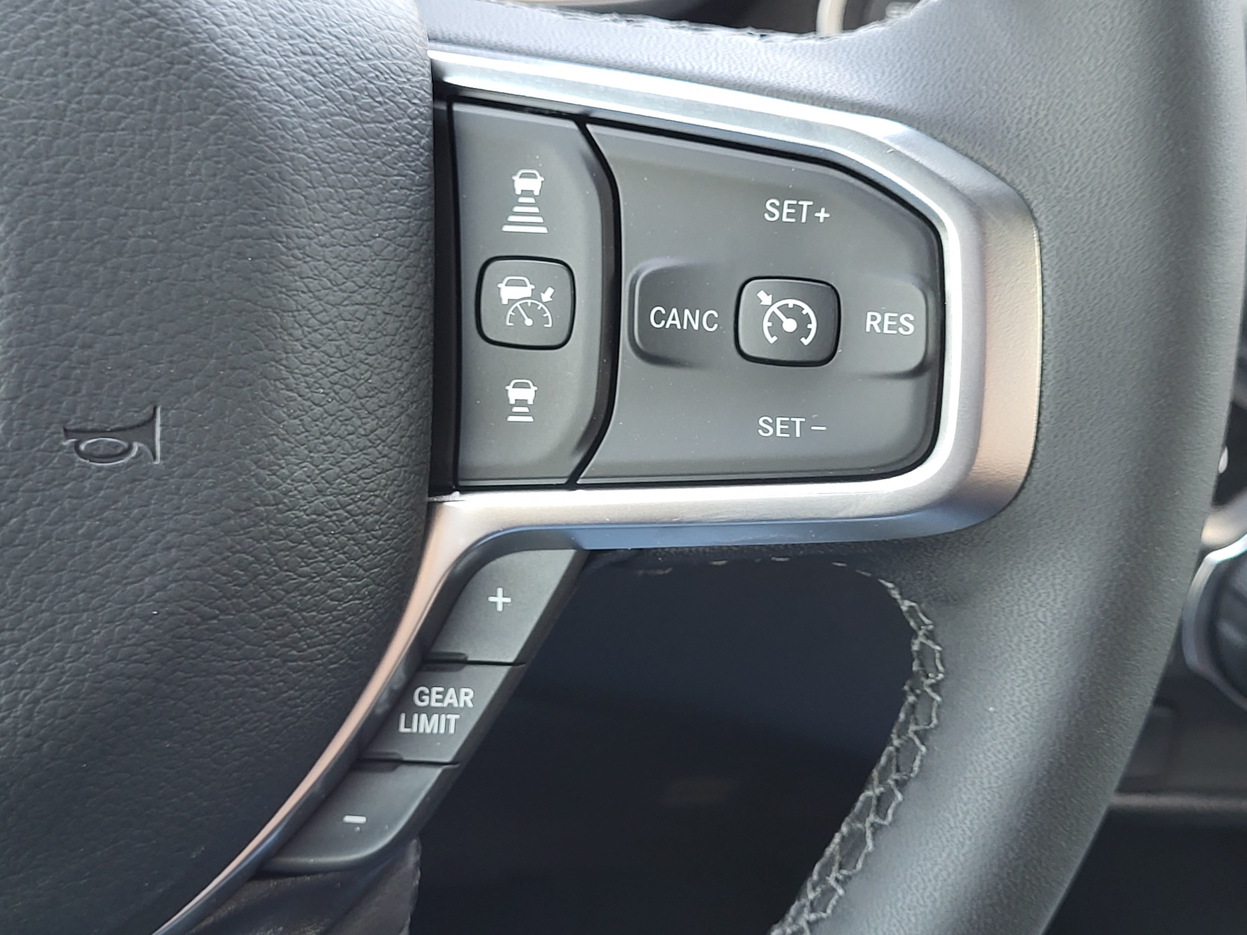 New 2026 RAM 1500 Big Horn AWD/4WD image 13