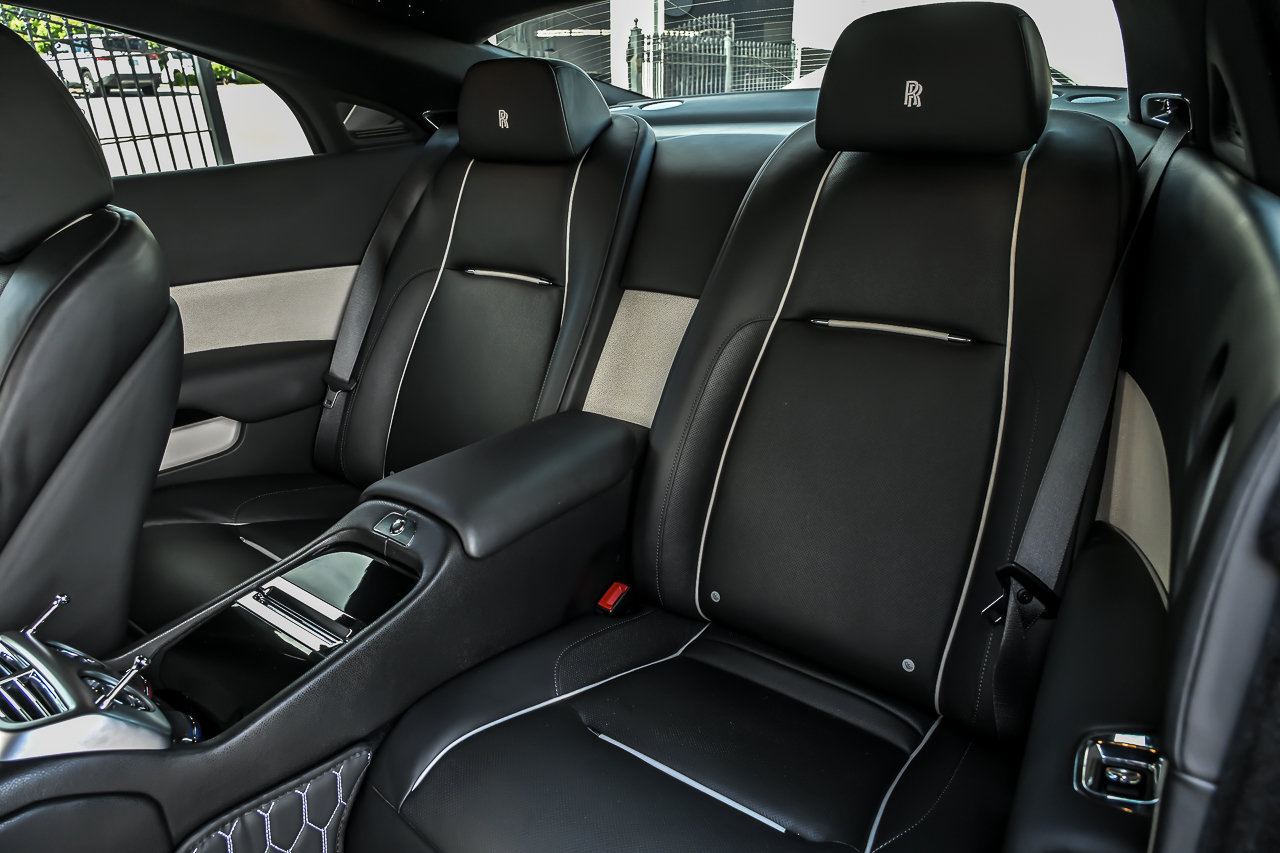 Used 2015 Rolls-Royce Wraith RWD image 20