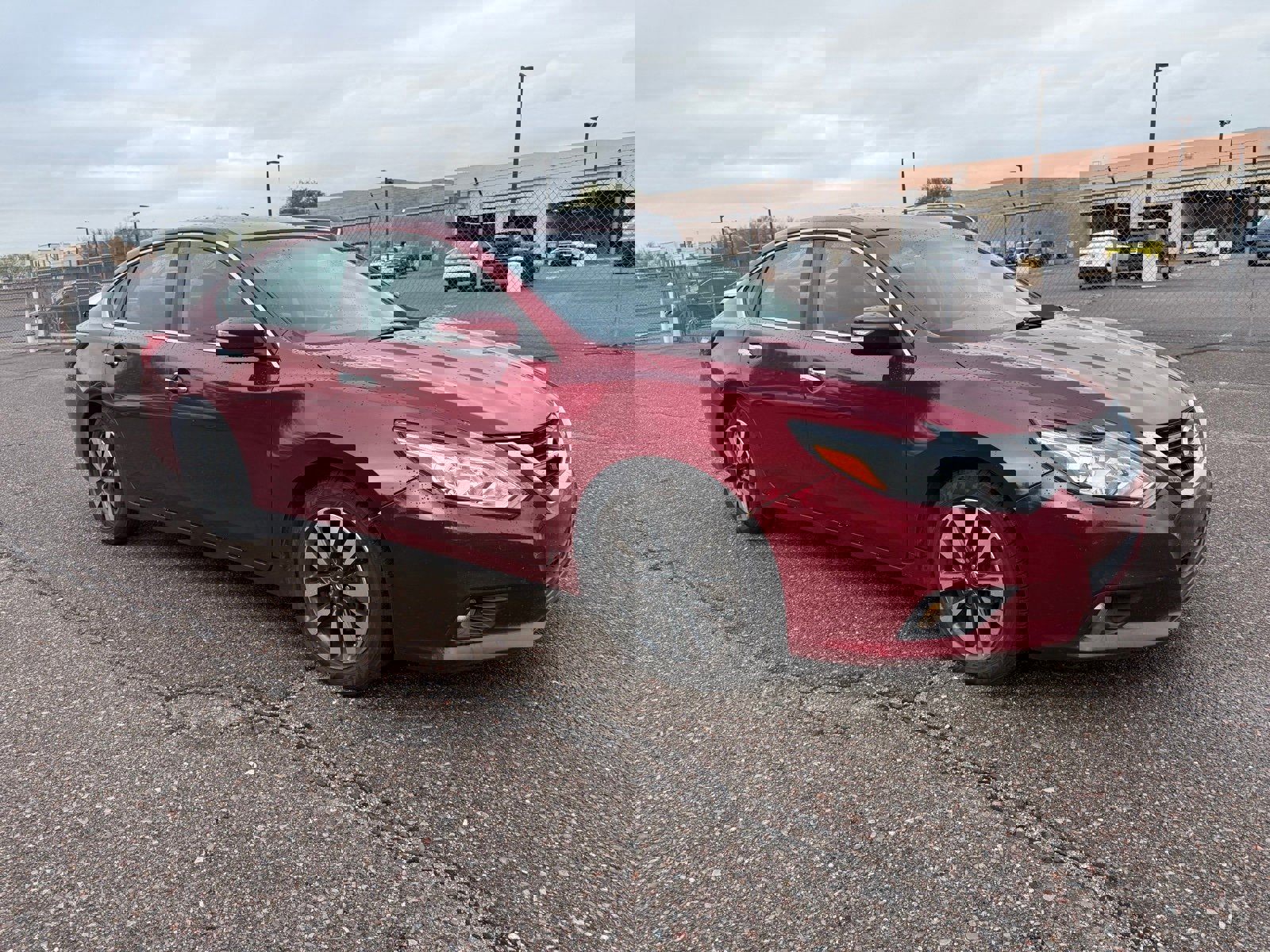 Used 2017 Nissan Altima 2.5 SL w/ Moonroof Package image 3