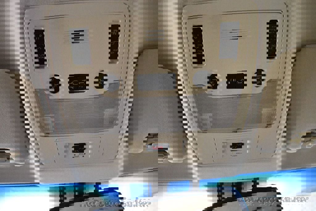 Used 2013 Lexus ES 300h image 54