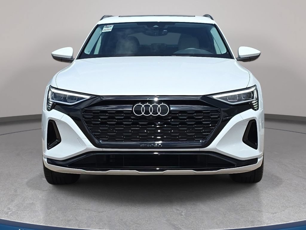 Certified 2024 Audi Q8 e-tron Premium Plus AWD/4WD video 2