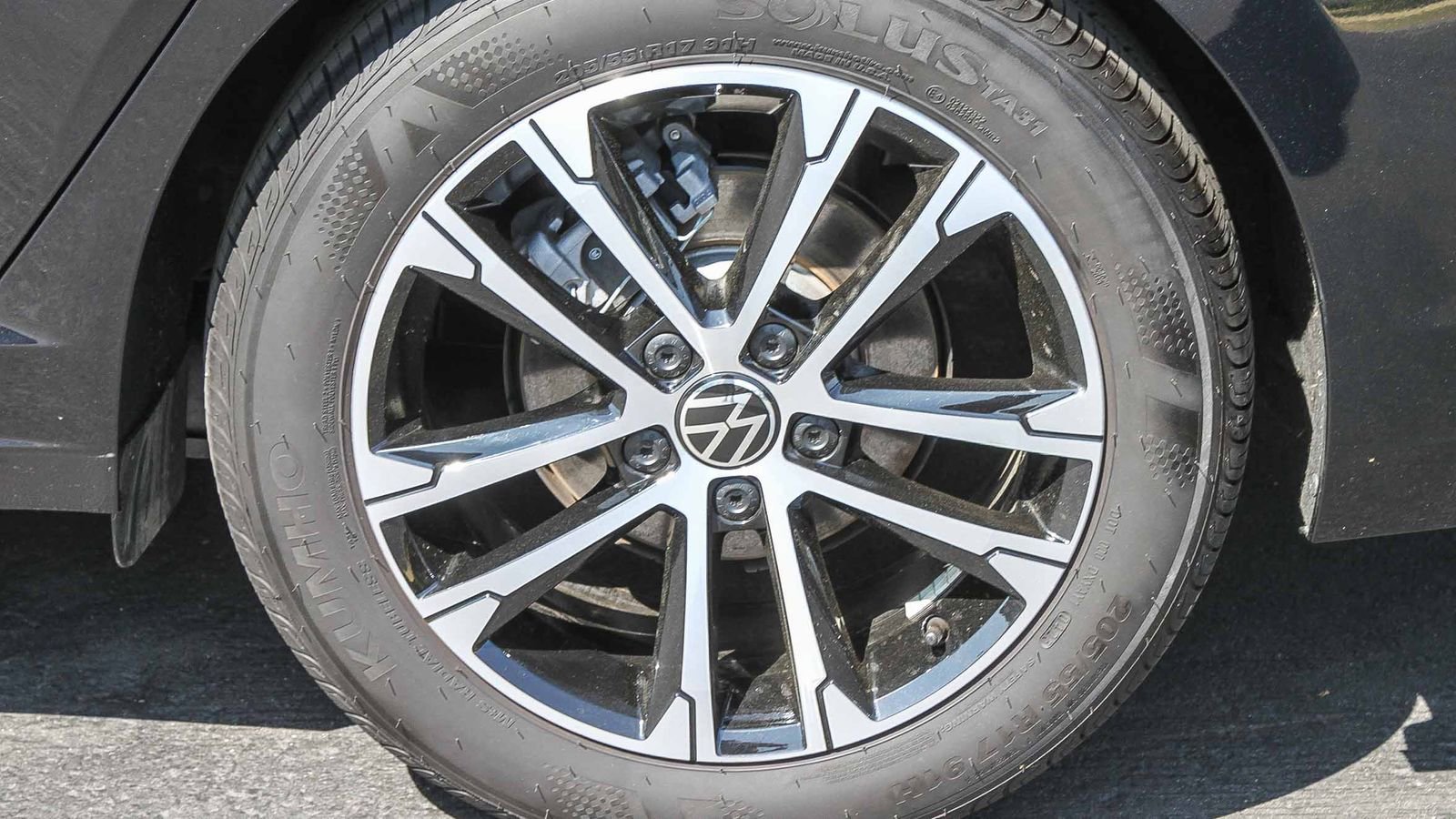 Used 2025 Volkswagen Jetta Sport image 11