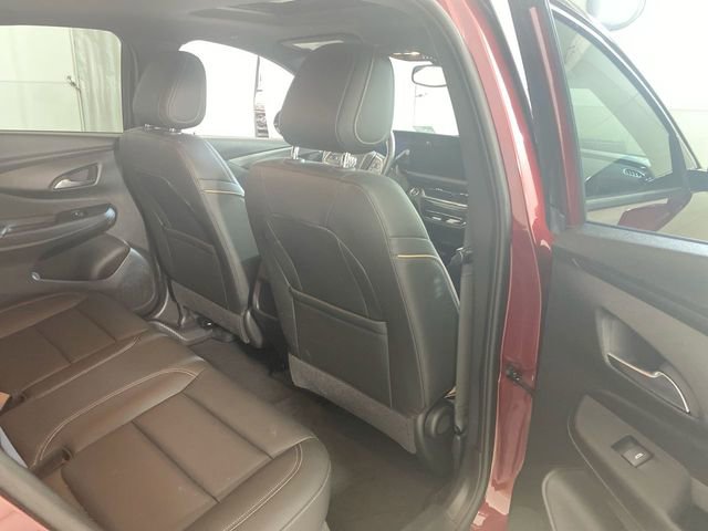 Used 2024 Buick Envista Avenir image 32