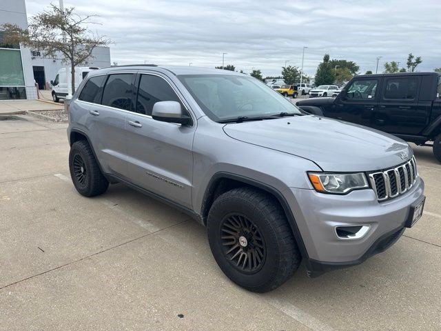 Used 2019 Jeep Grand Cherokee Laredo