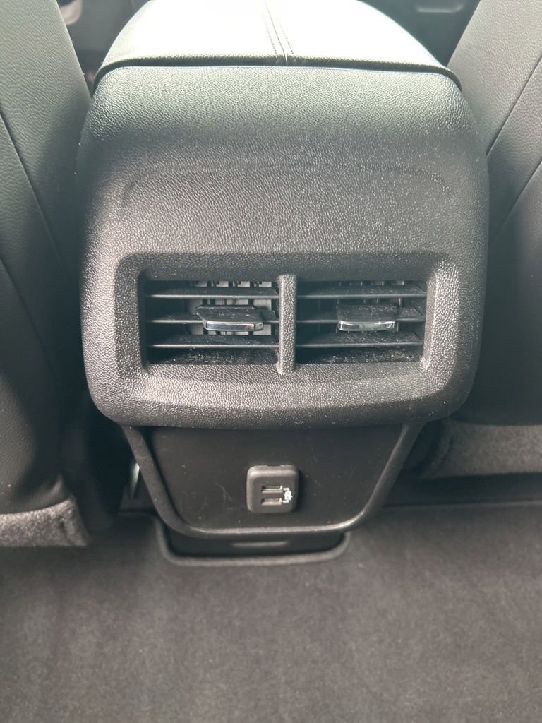 Certified 2022 Chevrolet Equinox Premier image 24