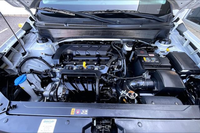 Certified 2024 Hyundai Venue SEL FWD image 9