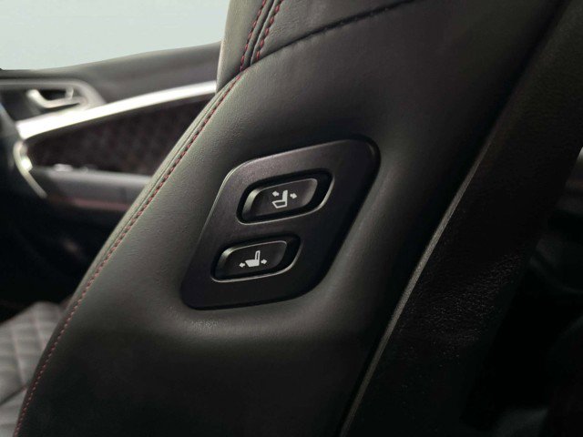 Used 2023 Genesis G70 3.3T w/ Sport Prestige Package image 29