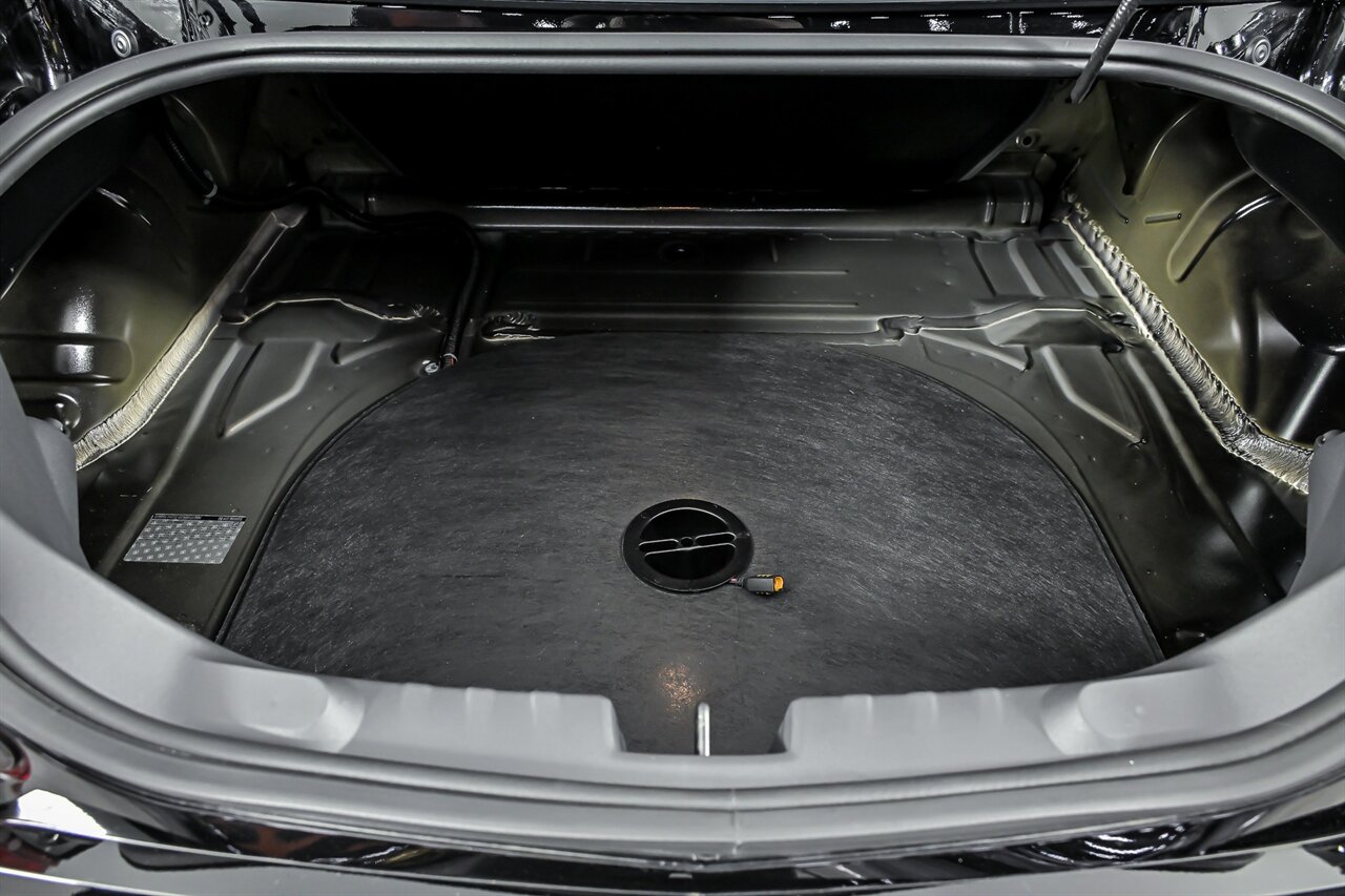 Used 2015 Chevrolet Camaro Z/28 RWD image 11
