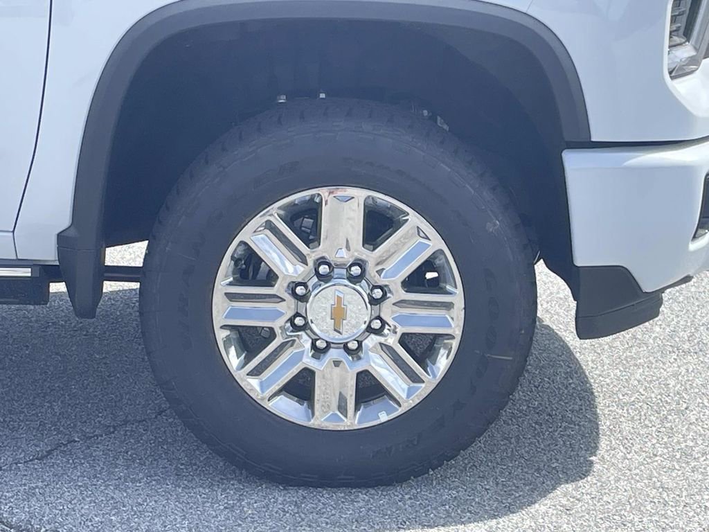 New 2026 Chevrolet Silverado 3500 High Country w/ High Country Premium Package image 9
