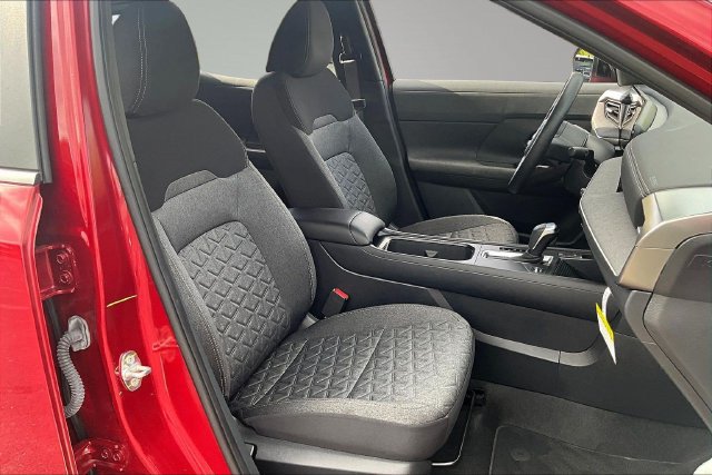 Used 2026 Nissan Kicks SV FWD image 26