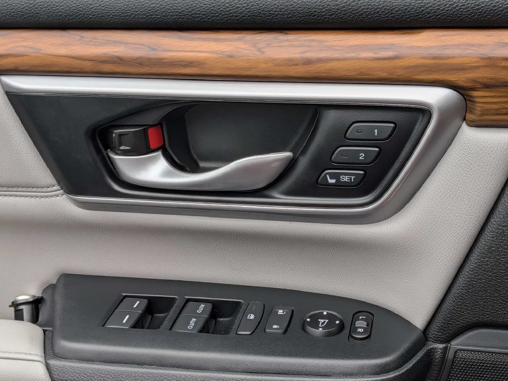 Used 2022 Honda CR-V EX-L image 26
