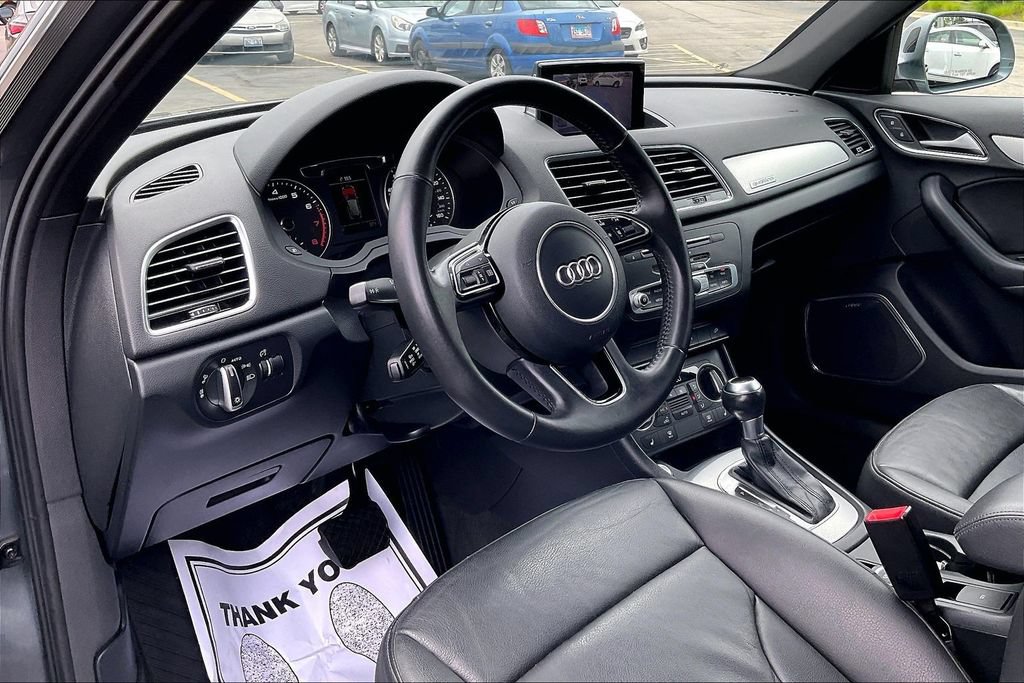 Used 2016 Audi Q3 2.0T Prestige w/ Prestige Package AWD/4WD image 17