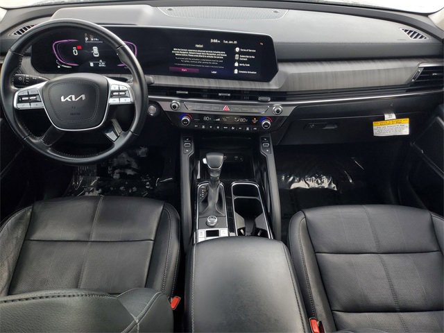 Used 2024 Kia Telluride EX w/ EX Captain's Chair Package image 14