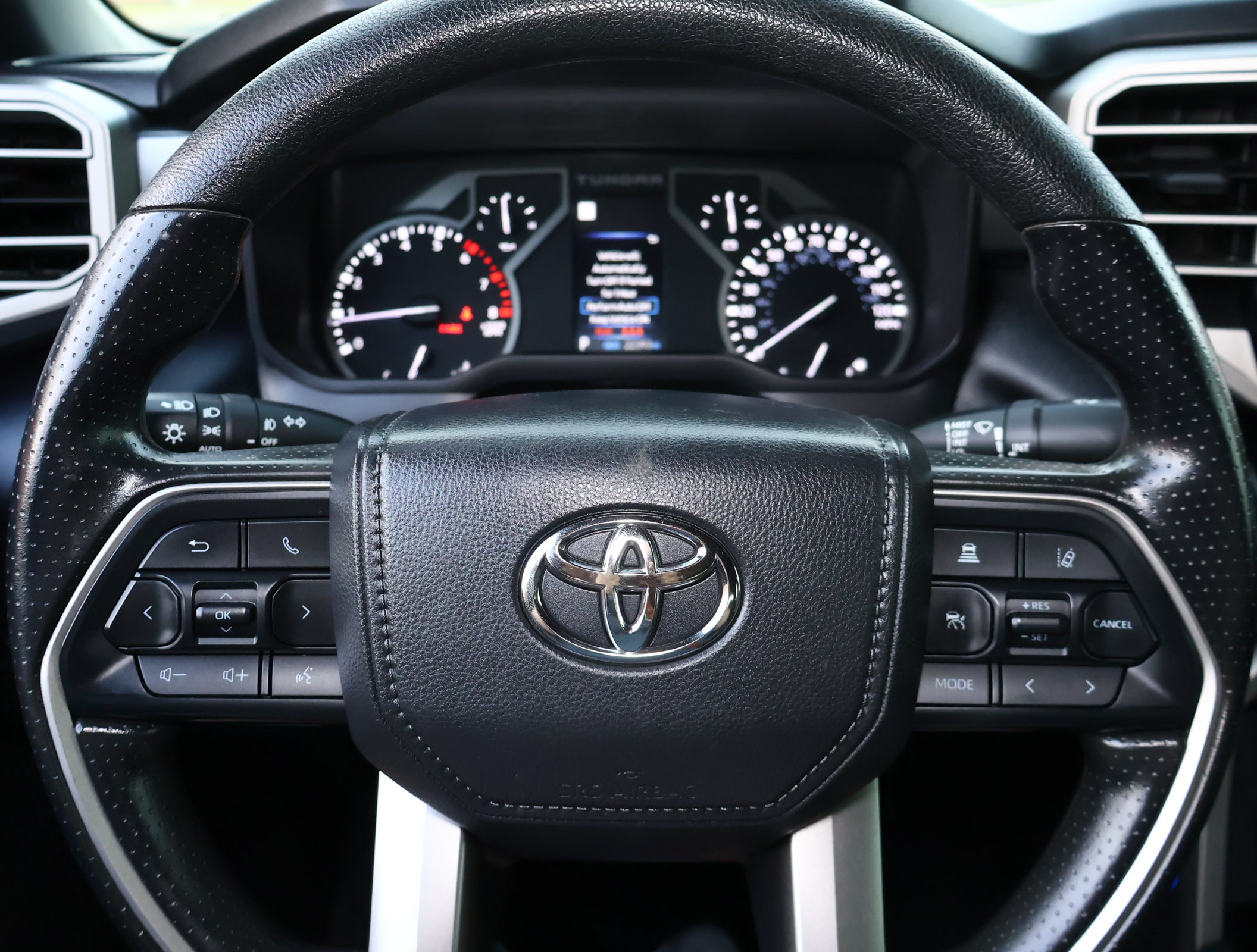 Used 2025 Toyota Tundra SR5 w/ SR5 Convenience Package AWD/4WD image 13