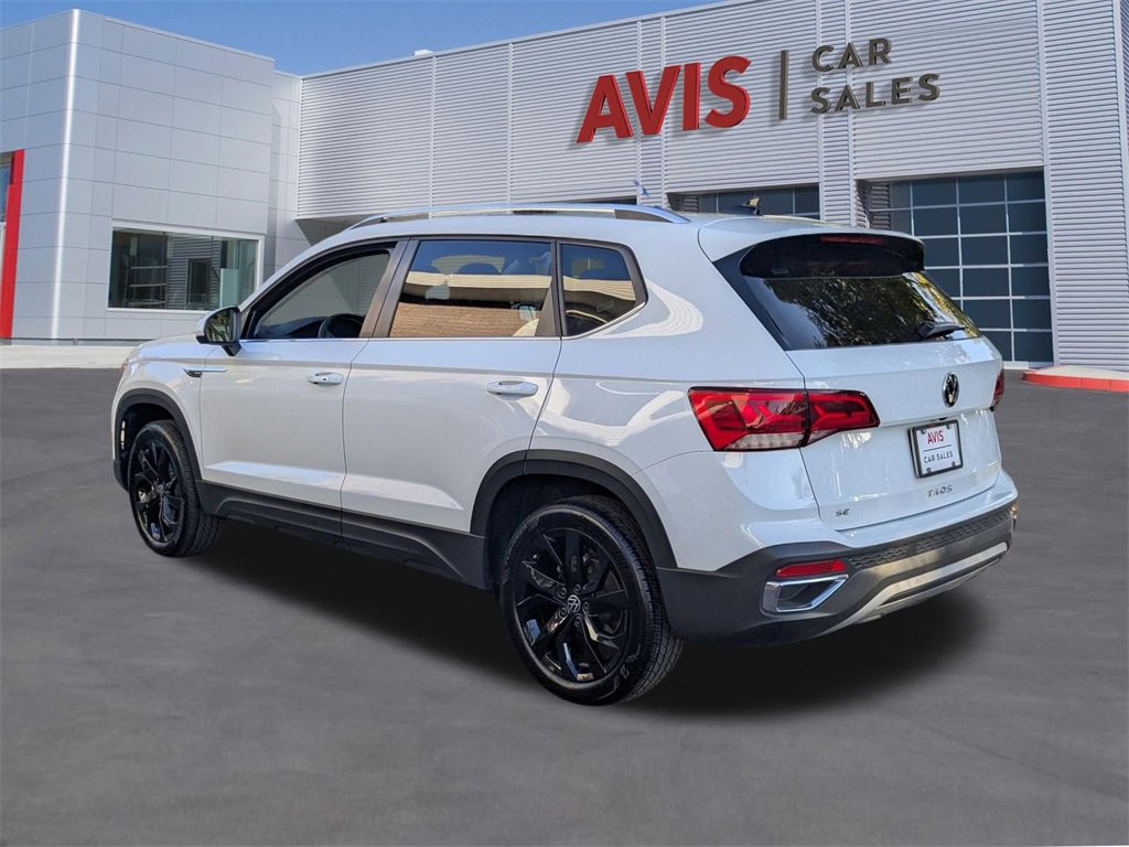 Used 2024 Volkswagen Taos SE image 10