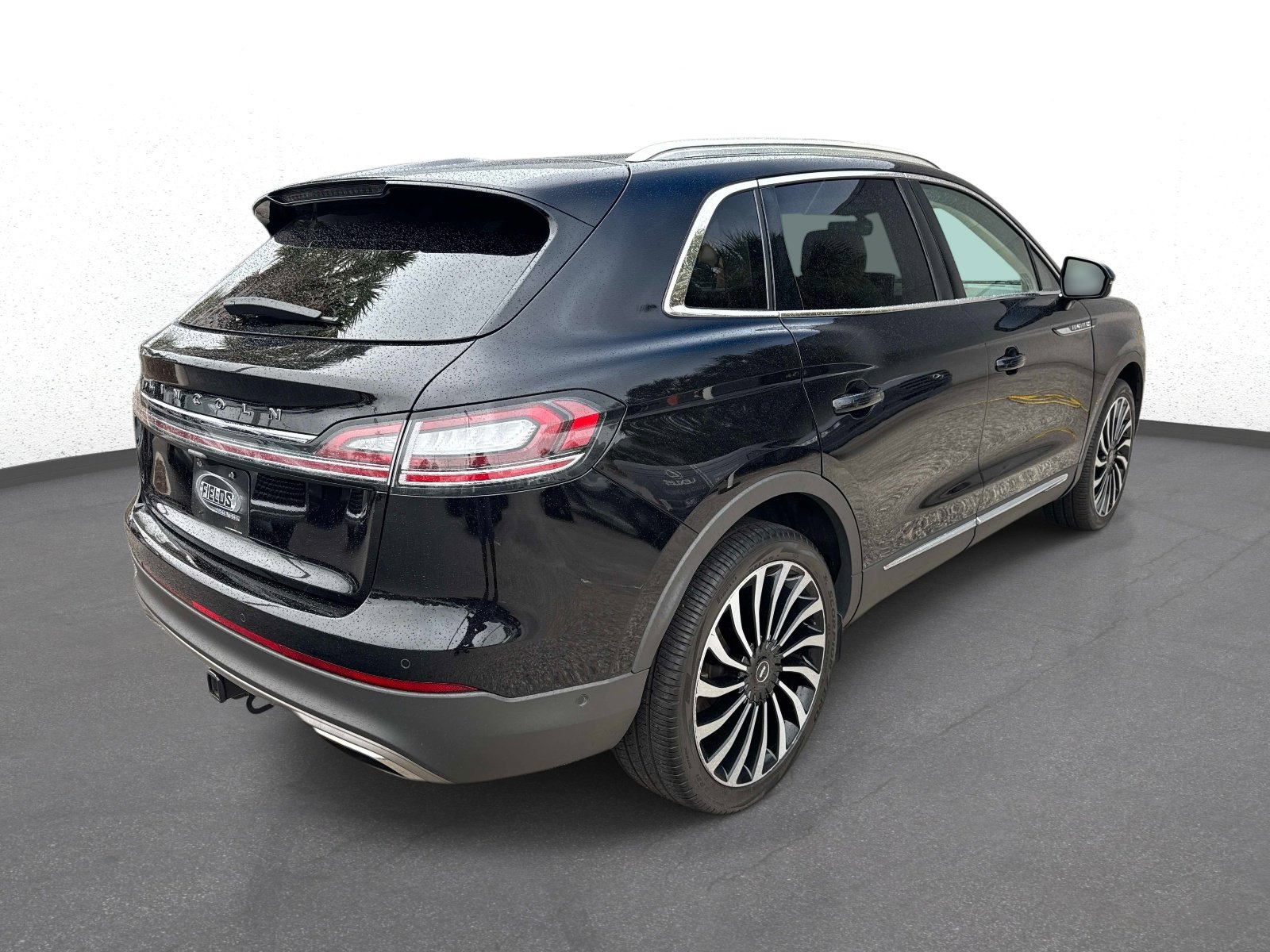 Used 2021 Lincoln Nautilus Black Label w/ Class II Trailer Tow Package image 3