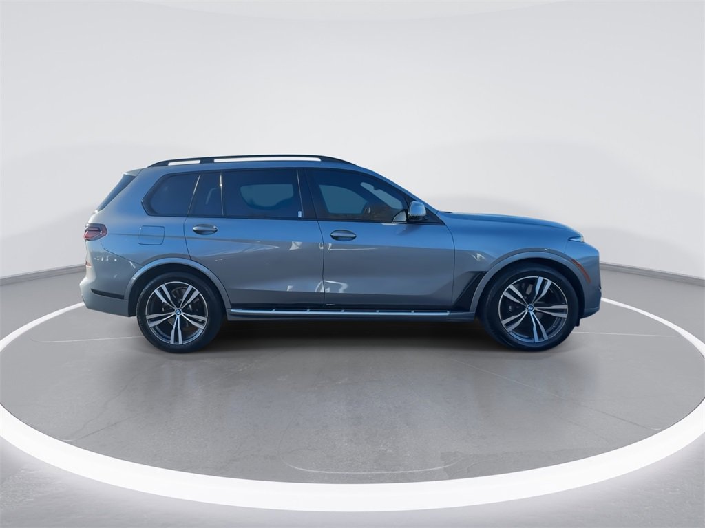 Used 2023 BMW X7 xDrive40i w/ M Sport Package image 9