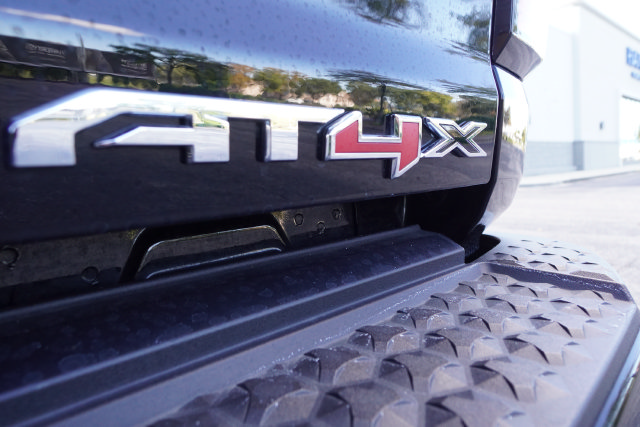 Used 2024 GMC Canyon AT4X AWD/4WD image 38
