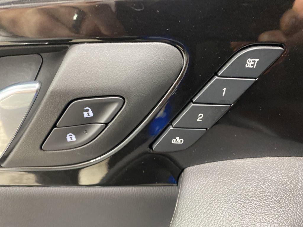 Certified 2025 Chevrolet Blazer RS w/ Enhanced Convenience Package image 36