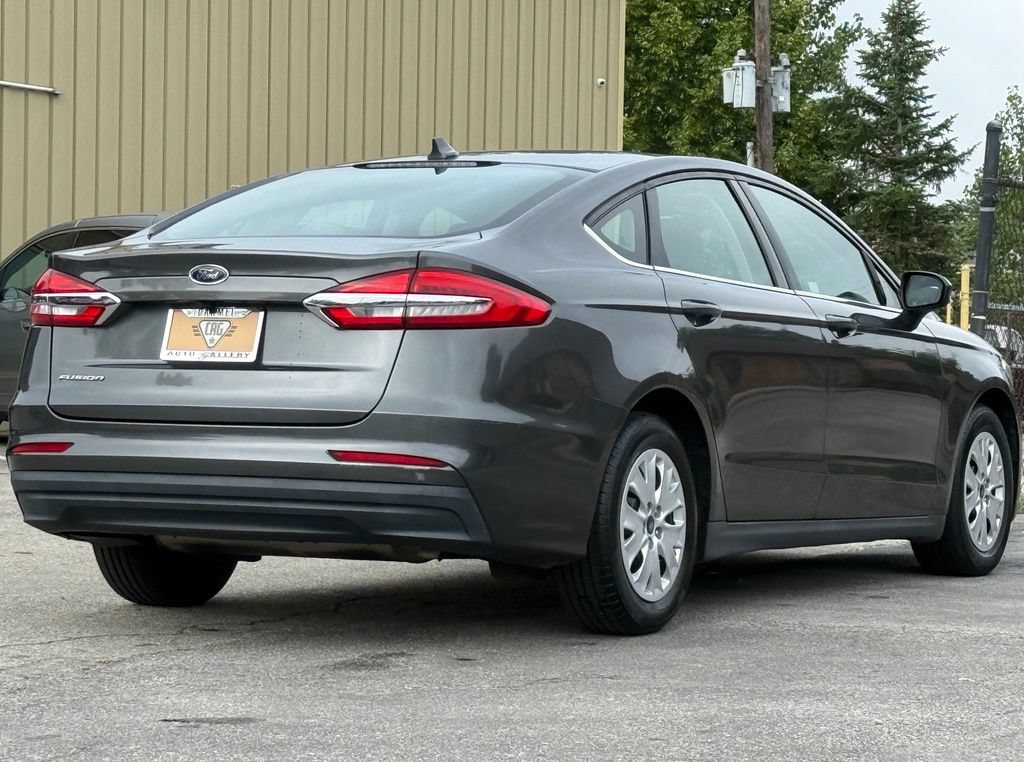 Used 2020 Ford Fusion S FWD image 5