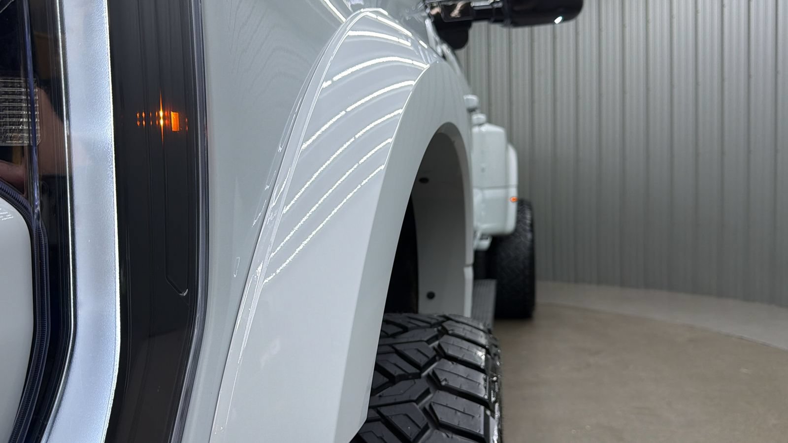 Used 2026 Ford F450 Platinum w/ FX4 Off-Road Package AWD/4WD image 13