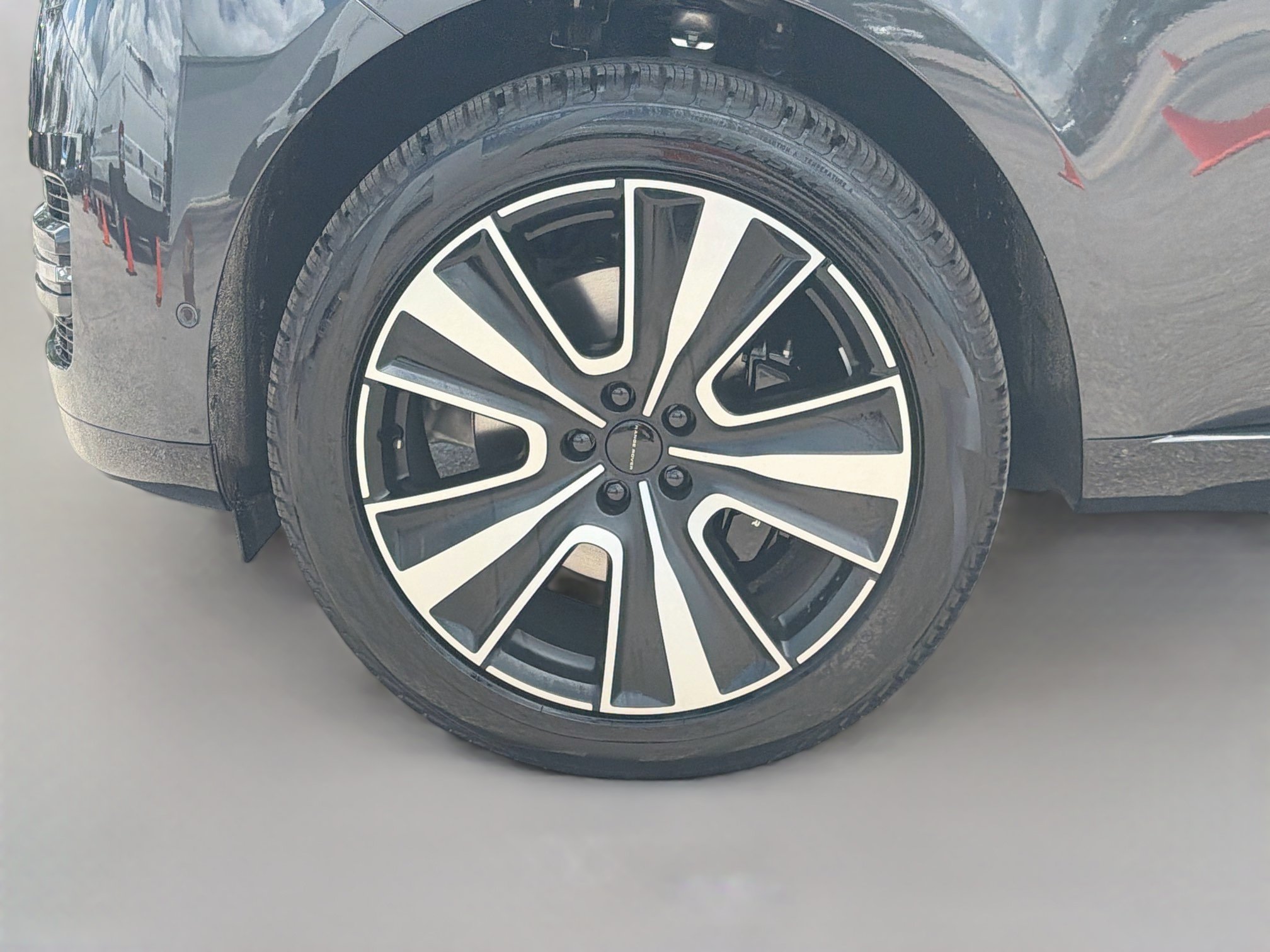 New 2026 Land Rover Range Rover SE AWD/4WD image 42