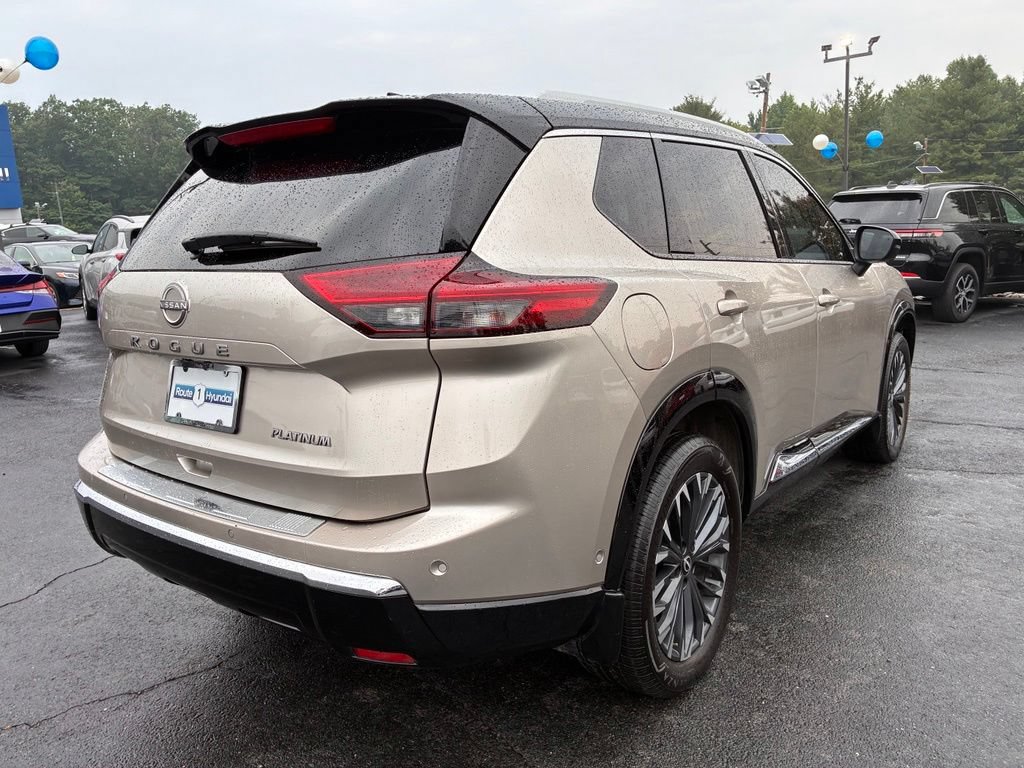 Used 2024 Nissan Rogue Platinum FWD image 7