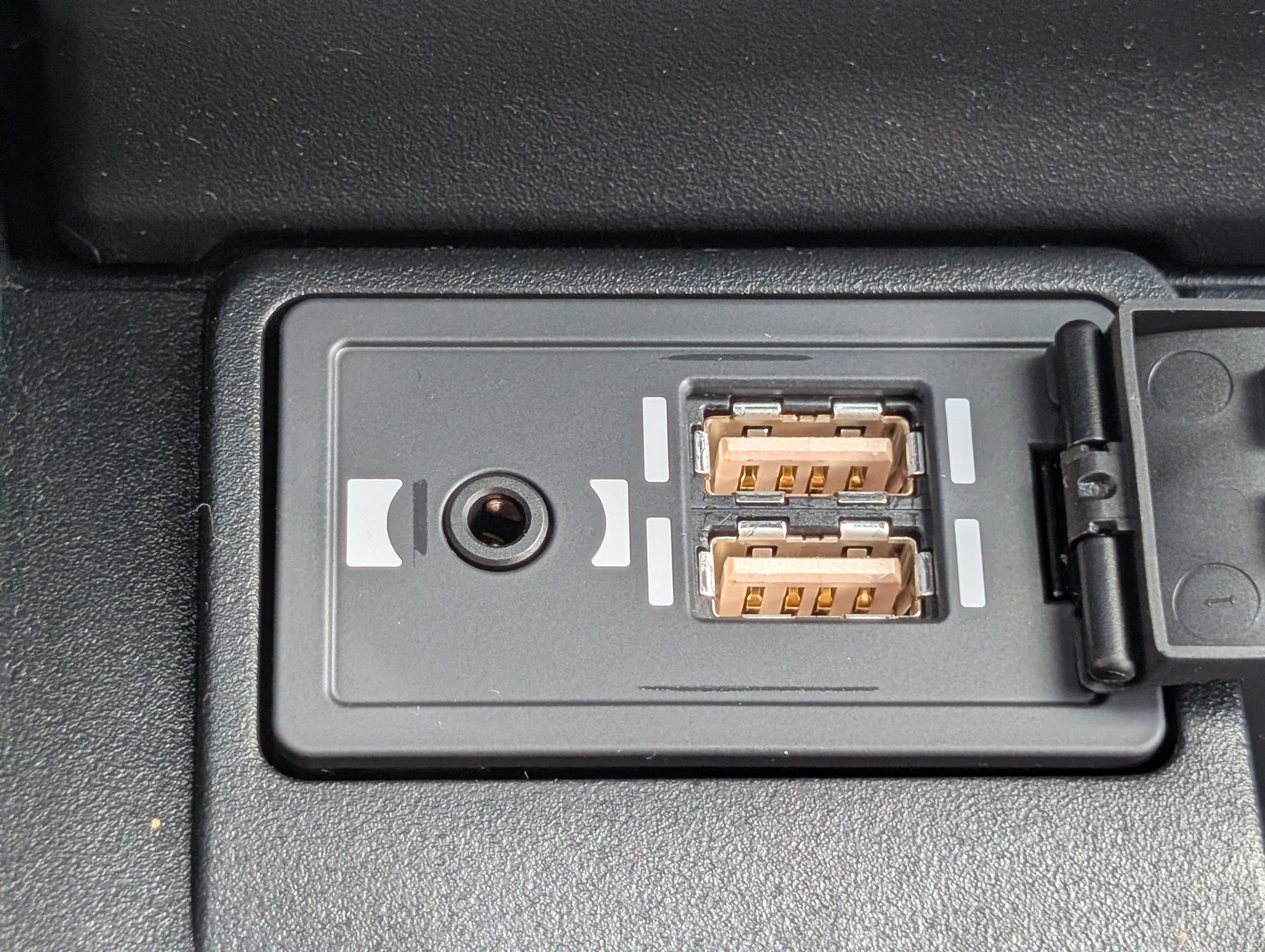 Used 2020 Lexus ES 350 Ultra Luxury w/ Accessory Package 2 image 26