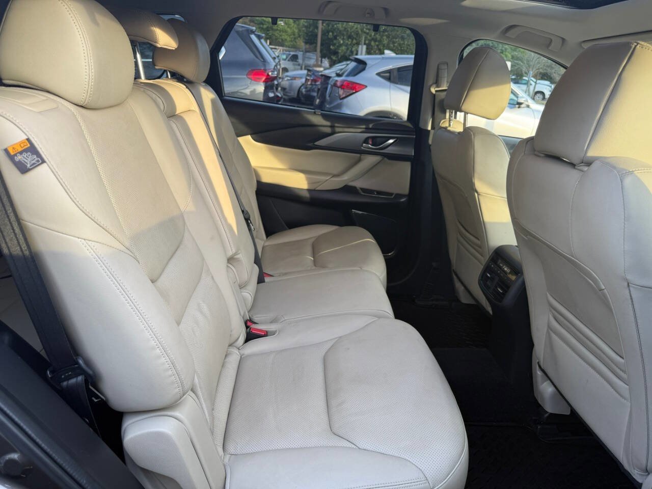 Used 2019 MAZDA CX-9 Touring w/ Touring Premium Package image 24