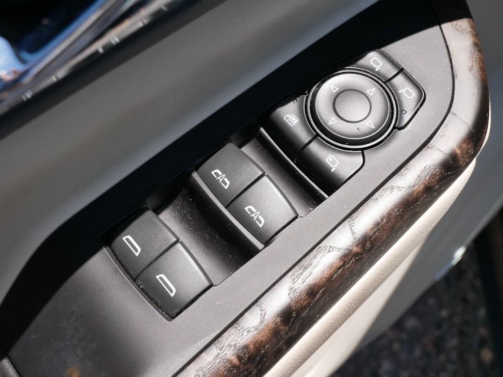 Used 2023 GMC Acadia Denali AWD/4WD image 14