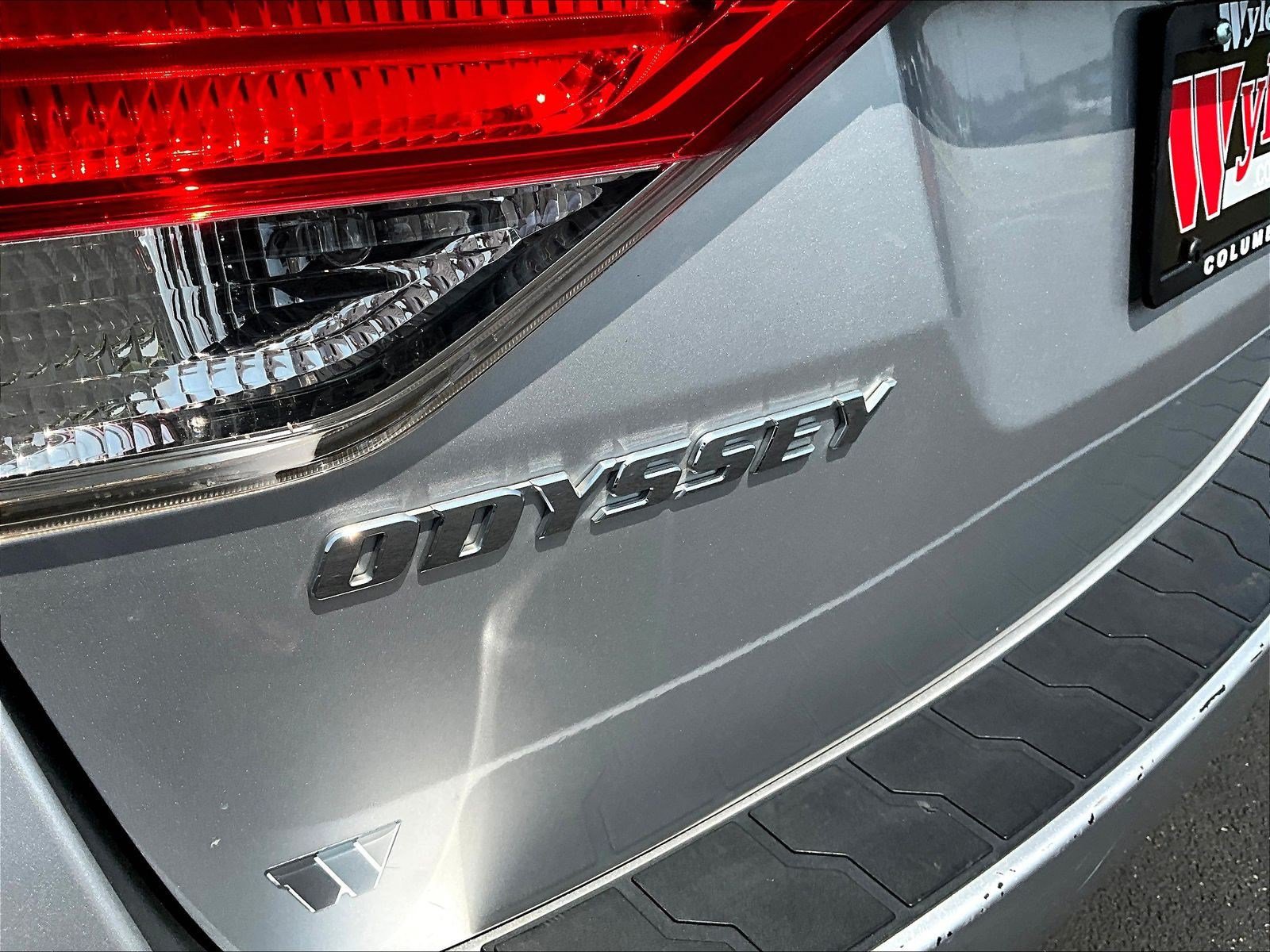 Used 2014 Honda Odyssey EX-L image 24