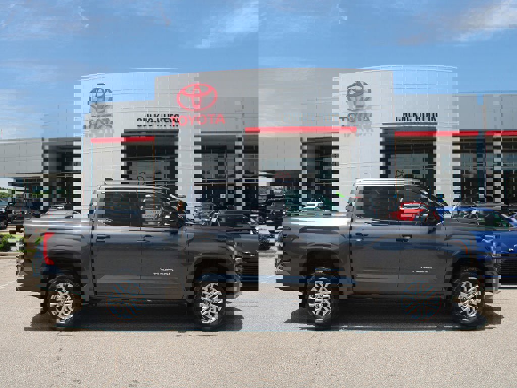 Used 2022 Toyota Tundra SR5