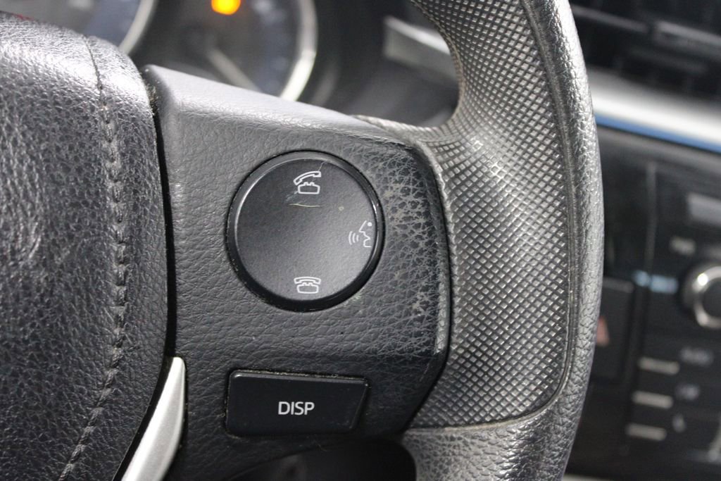 Used 2016 Toyota Corolla LE image 19