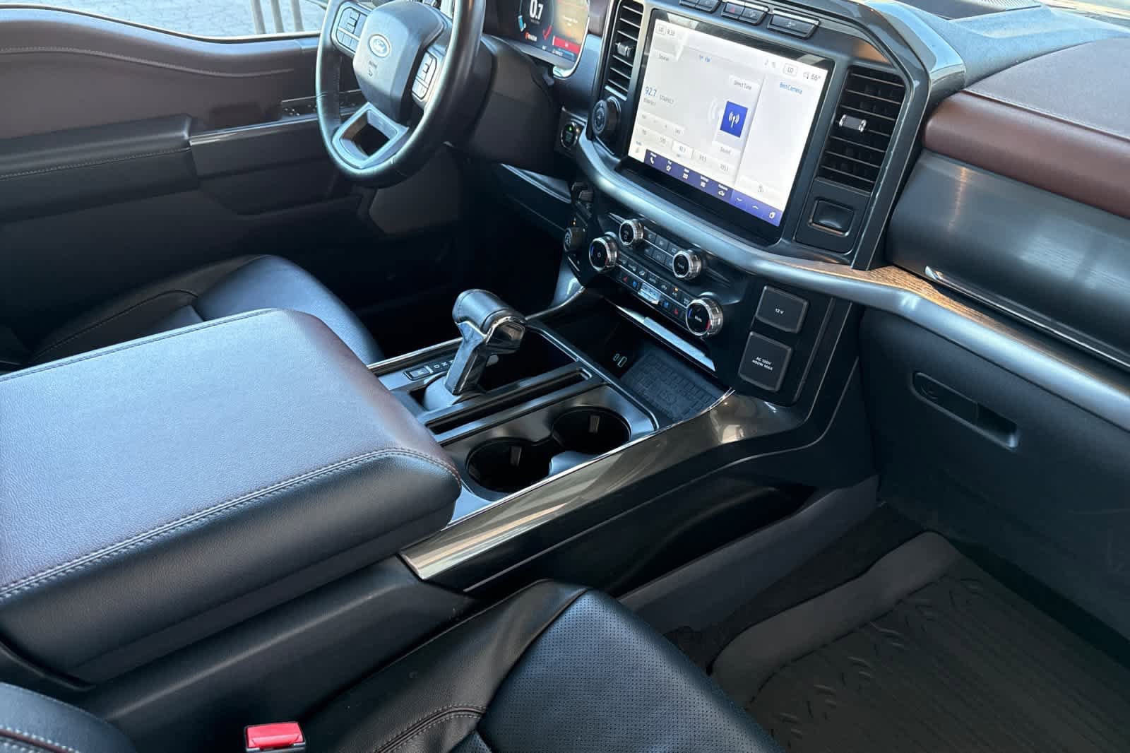 Certified 2022 Ford F150 Lariat AWD/4WD image 16