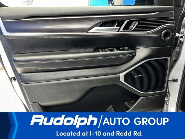 Used 2024 Jeep Wagoneer Base w/ HD Trailer Tow Package image 10