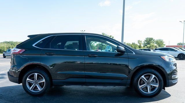 Used 2023 Ford Edge SEL w/ Convenience Package AWD/4WD image 5