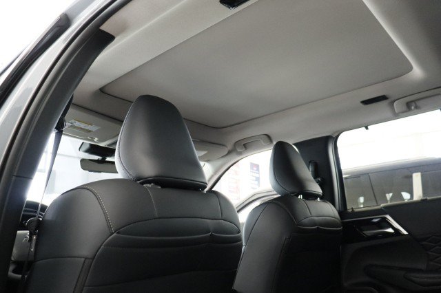 New 2026 Mitsubishi Outlander SEL AWD/4WD image 23
