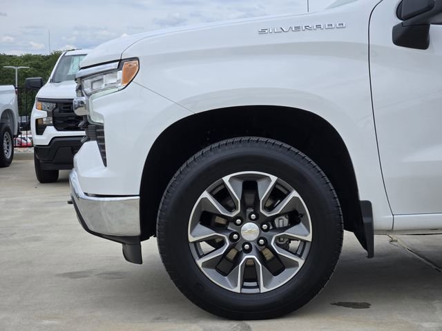 Used 2024 Chevrolet Silverado 1500 LT AWD/4WD image 10