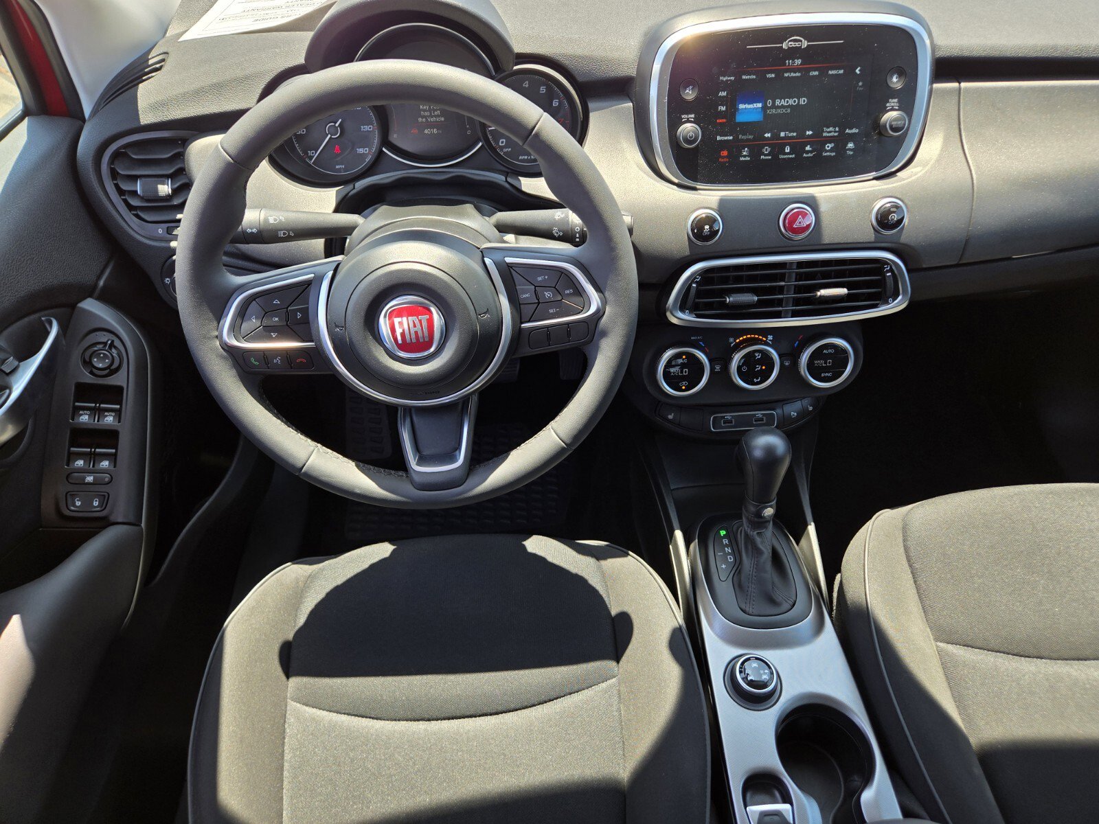 Used 2023 FIAT 500X Pop w/ Comfort Group image 12