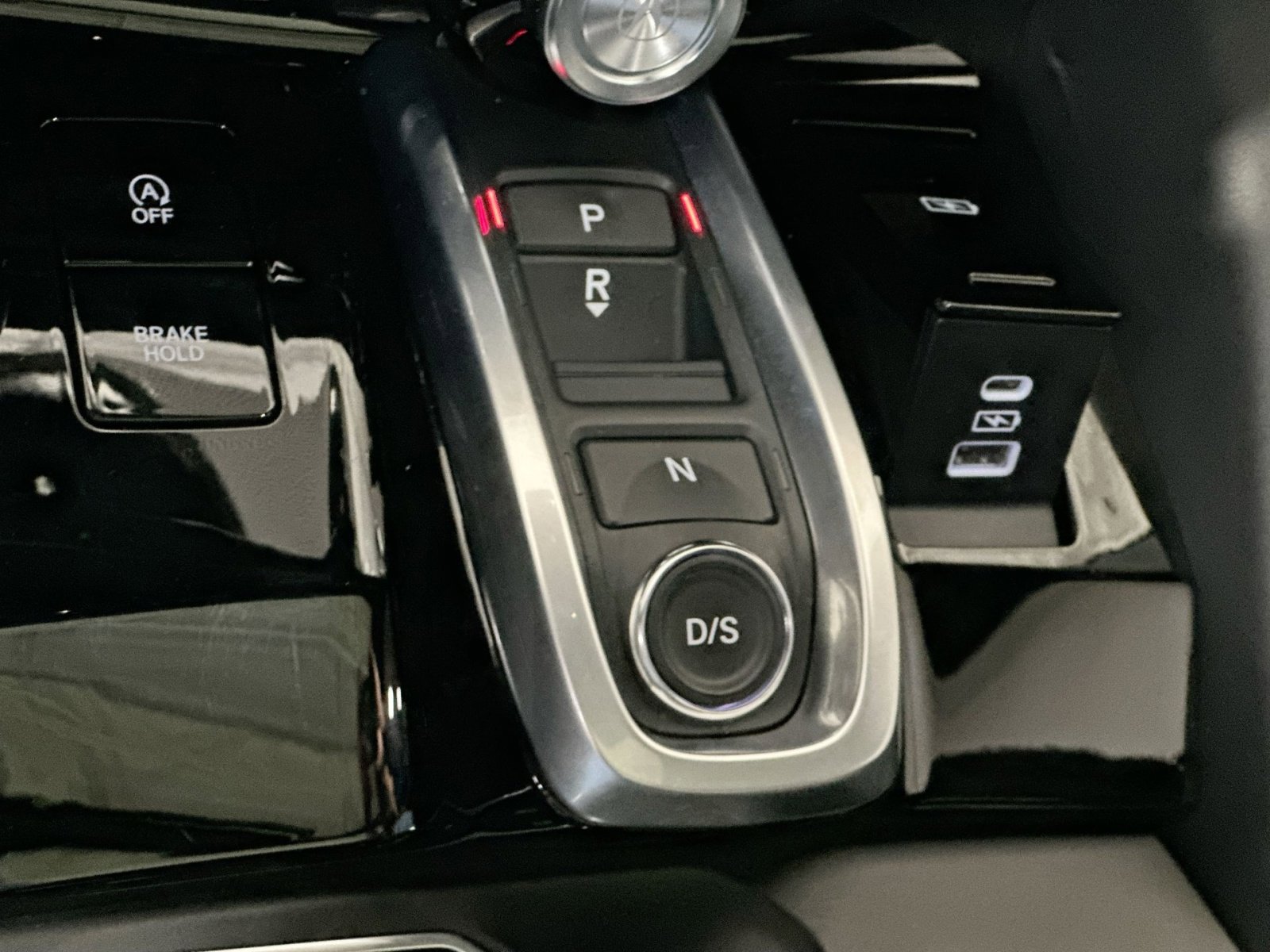 Used 2023 Acura MDX A-Spec image 32