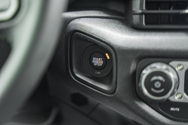 Used 2024 Jeep Wrangler Sport S image 34