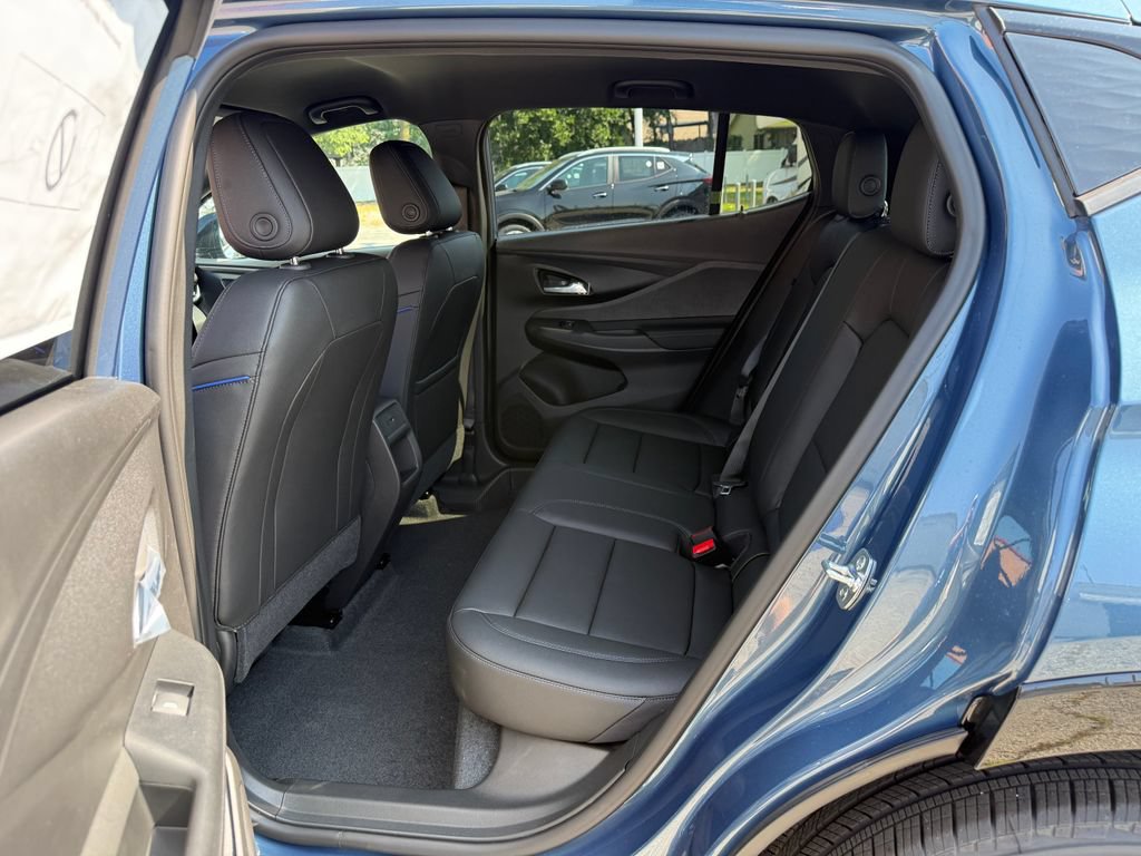 New 2026 Buick Envista Sport Touring w/ Convenience II Package FWD image 19