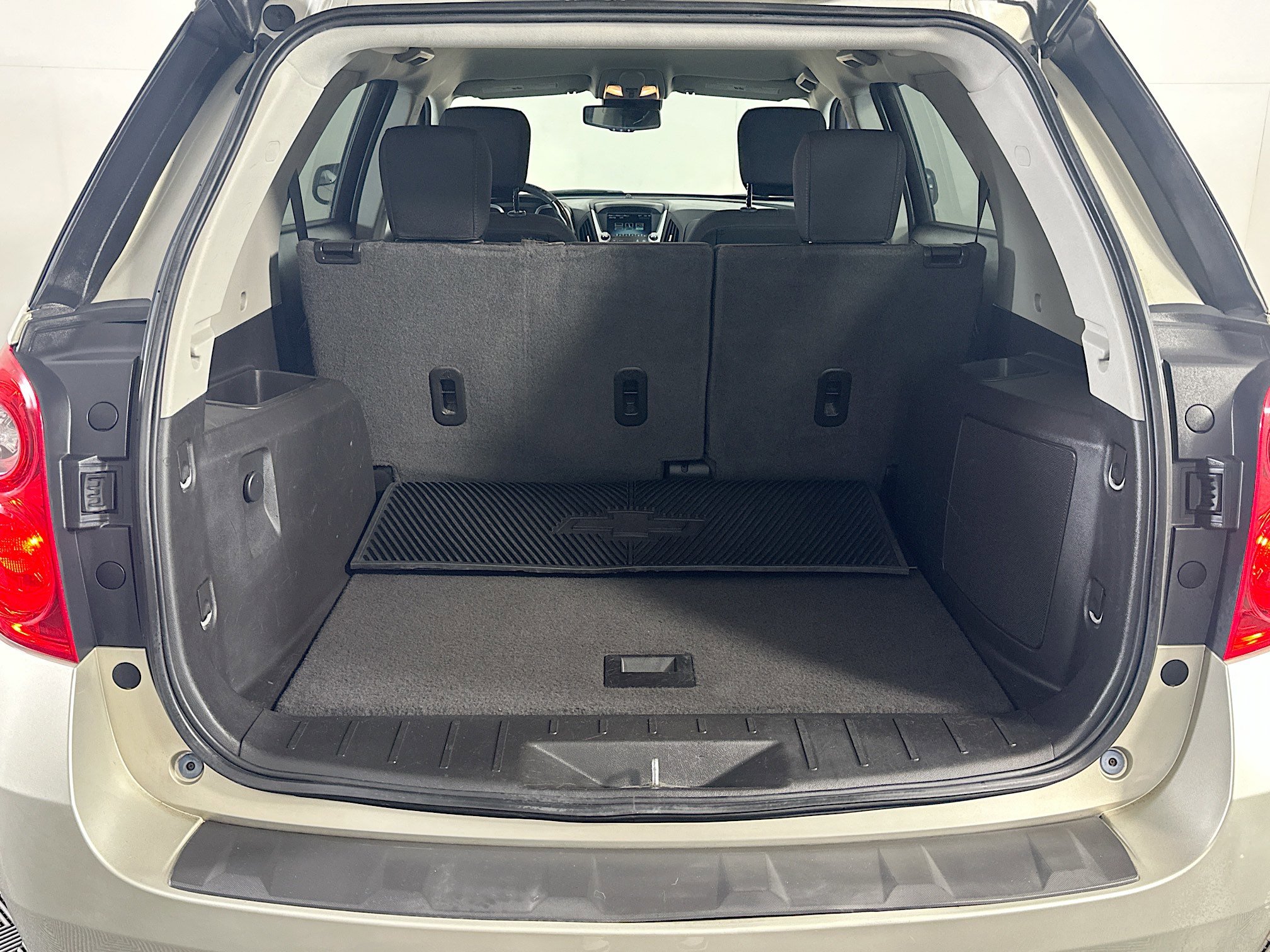 Used 2013 Chevrolet Equinox LT w/ Chrome Package image 28