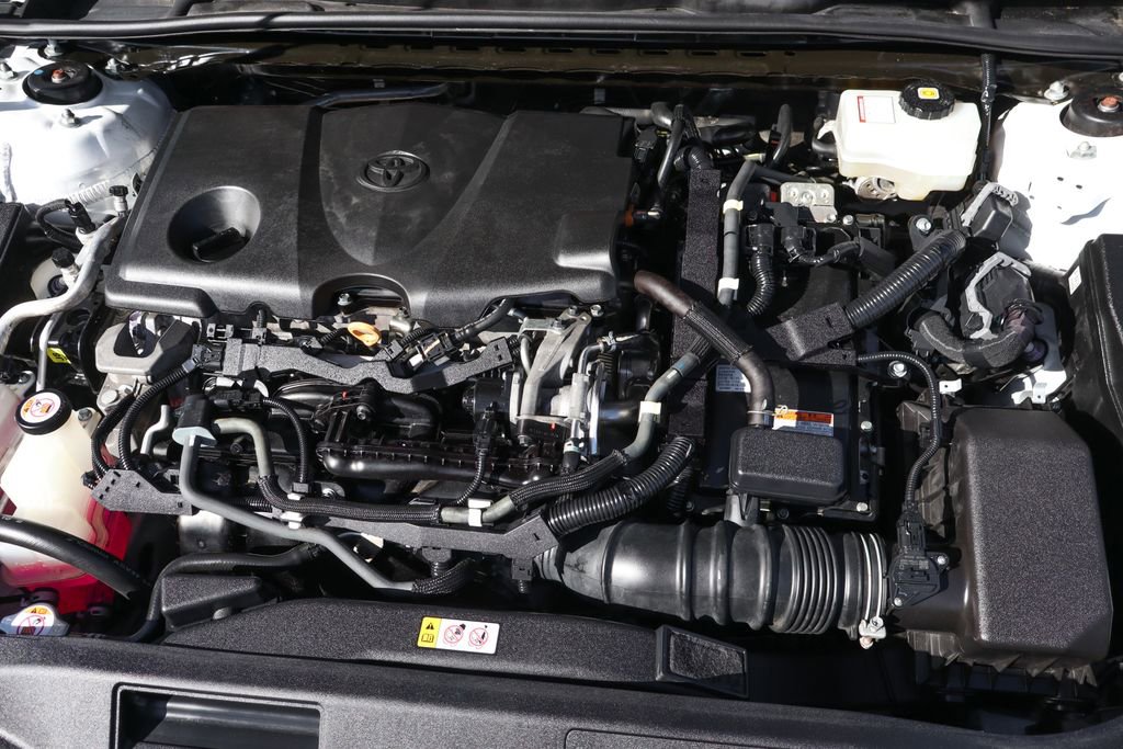 Used 2020 Toyota Avalon XSE image 12