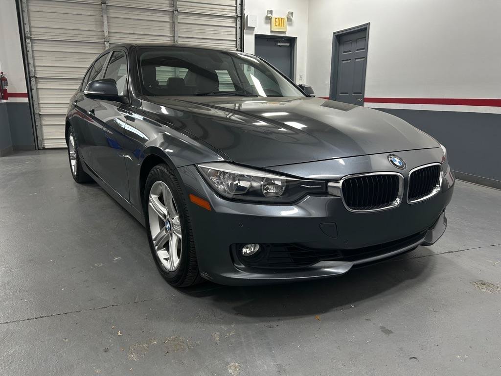 Used 2015 BMW 328i Sedan RWD image 2