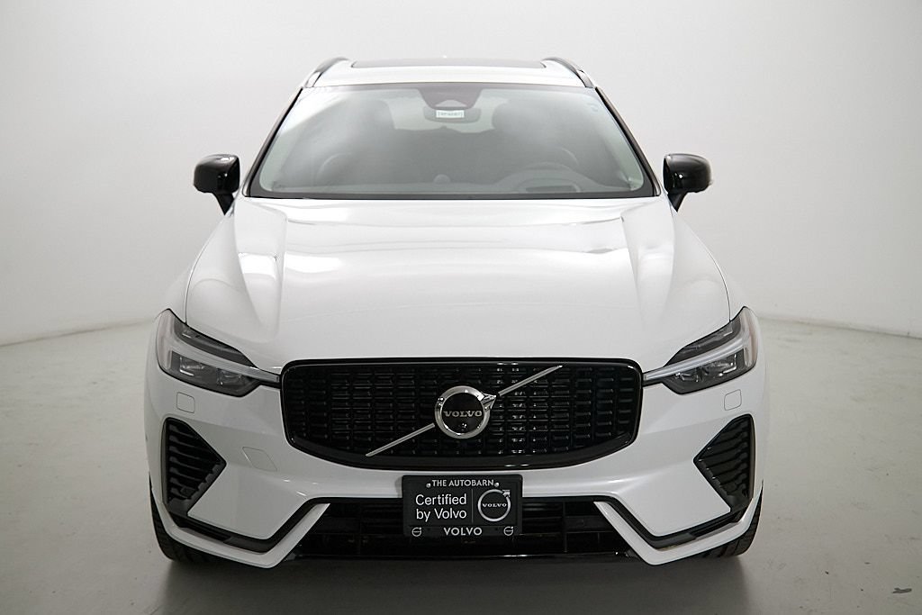 Certified 2023 Volvo XC60 T8 Ultimate w/ Climate Package AWD/4WD image 5