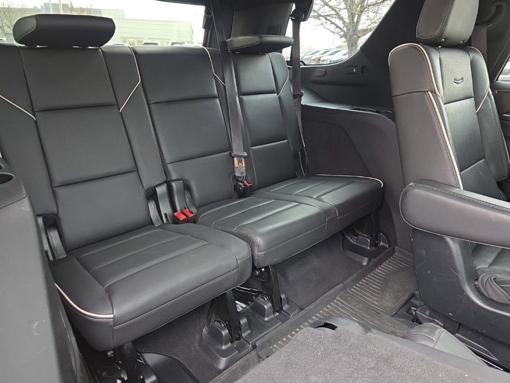 Used 2021 Cadillac Escalade Premium Luxury w/ LPO, Illumination Package image 22
