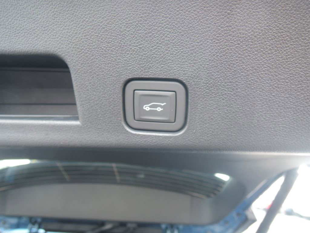 New 2026 Chevrolet Traverse LT image 29