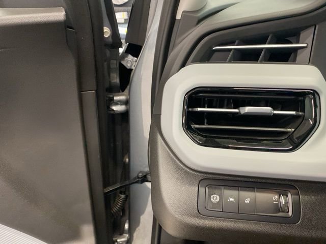 New 2027 Chevrolet Bolt LT w/ Comfort Package FWD image 11