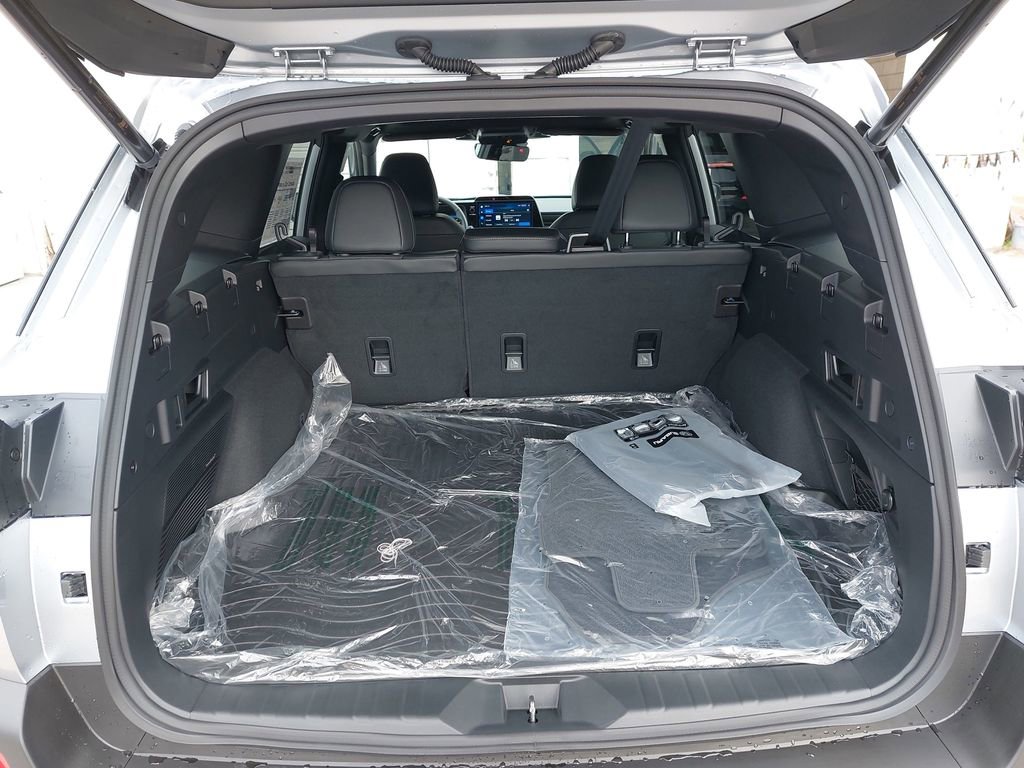 Used 2026 Subaru Outback Limited AWD/4WD image 11